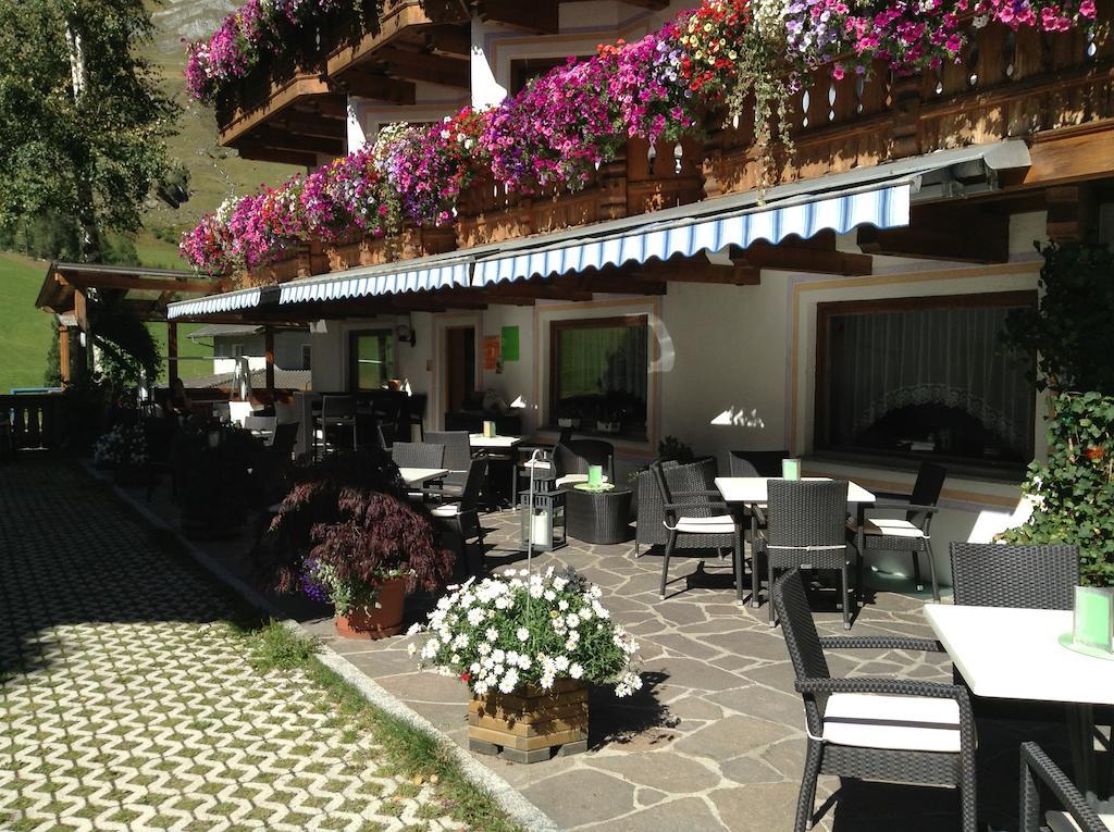 Hotel Das Lisann Pfelders Exterior photo